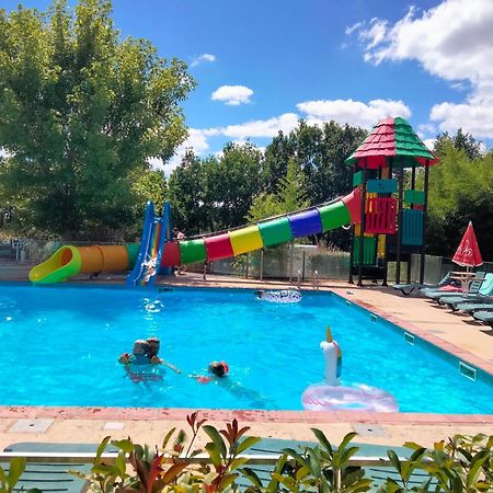 Camping Fontaine Du Roc Pension Devillac Buitenkant foto